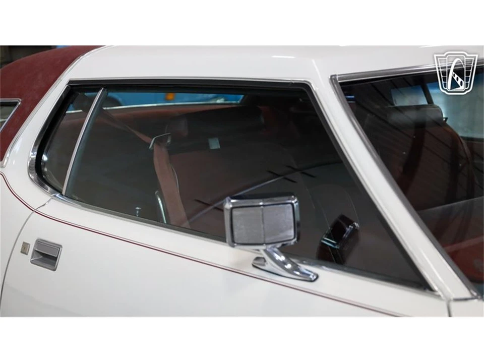 1976 Ford Thunderbird 6th Gen - Image 29 of 31