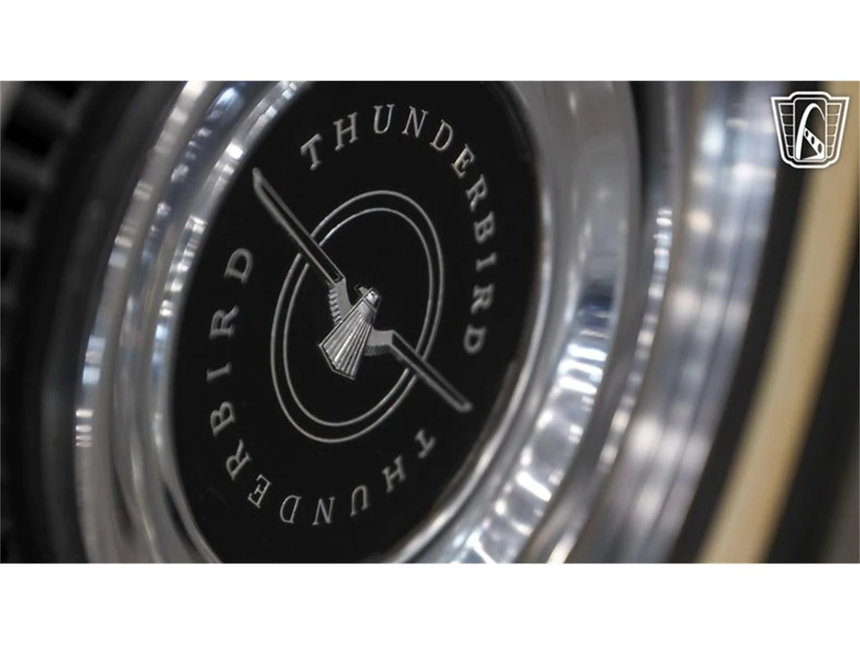 1976 Ford Thunderbird 6th Gen - Image 10 of 31