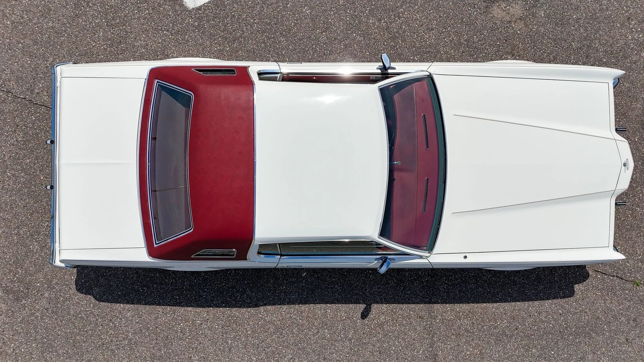 1976 Ford Thunderbird 6th Gen - Image 25 of 31