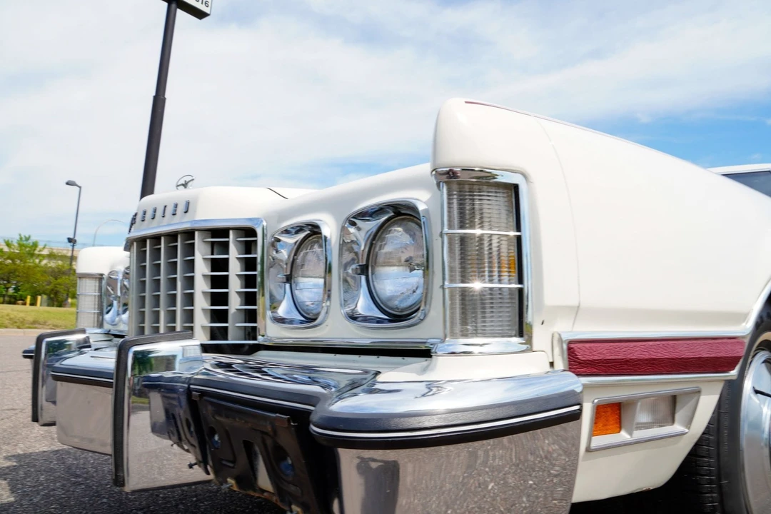 1976 Ford Thunderbird 6th Gen - Image 26 of 31