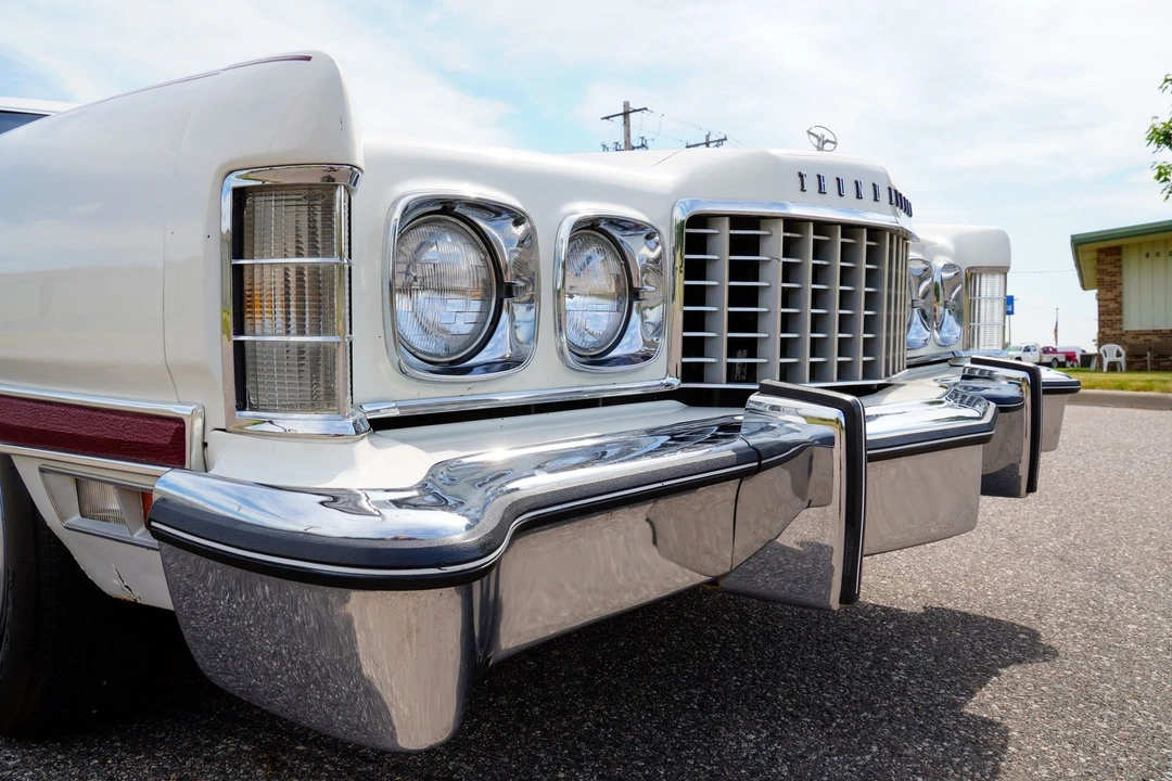 1976 Ford Thunderbird 6th Gen - Image 29 of 31