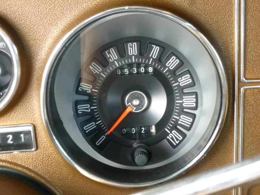1976 Ford Thunderbird 6th Gen - Image 8 of 10