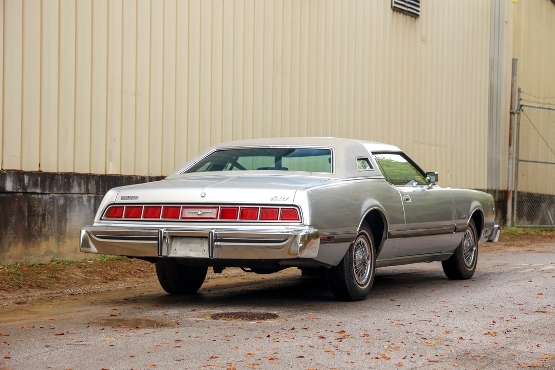 1976 Ford Thunderbird 6th Gen - Image 5 of 31