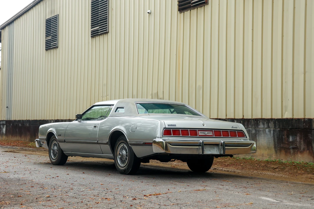 1976 Ford Thunderbird 6th Gen - Image 10 of 31