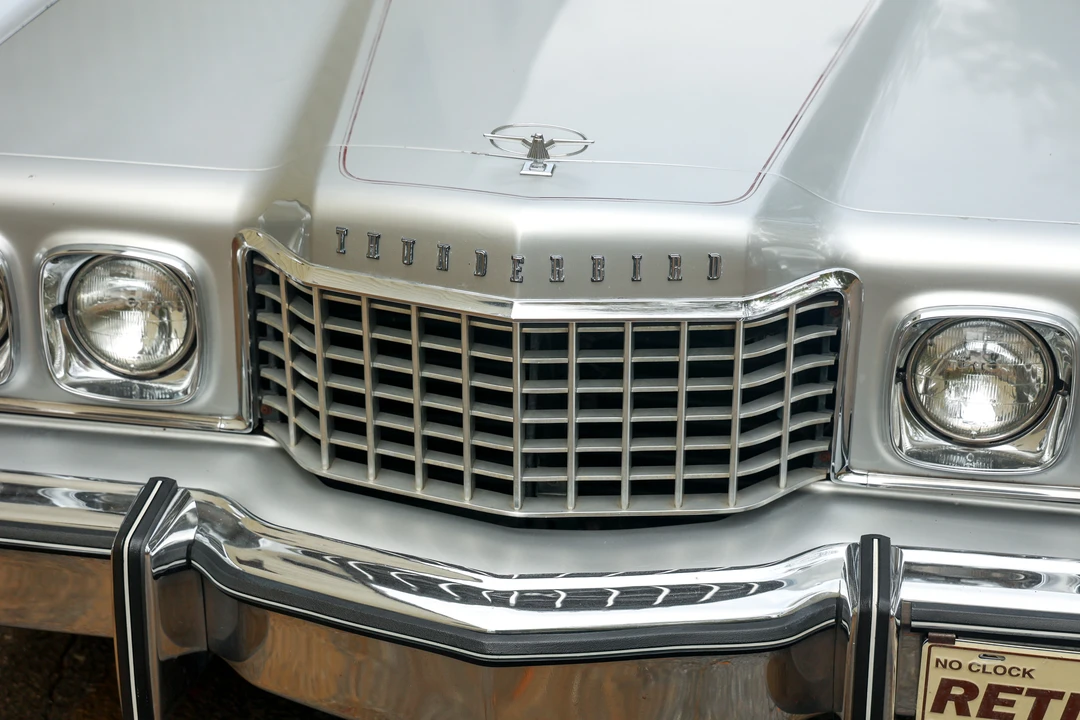 1976 Ford Thunderbird 6th Gen - Image 15 of 31