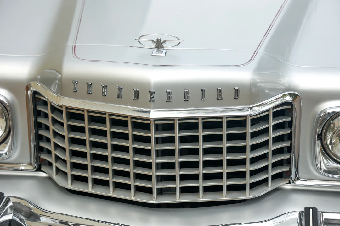 1976 Ford Thunderbird 6th Gen - Image 16 of 31