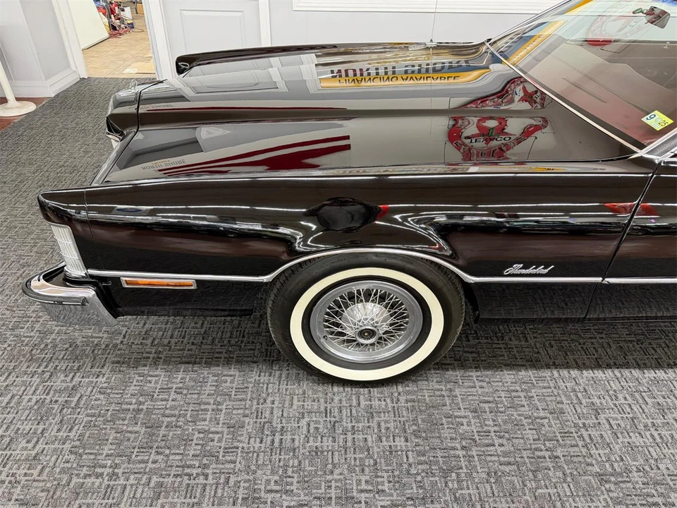 1976 Ford Thunderbird 6th Gen - Image 4 of 31