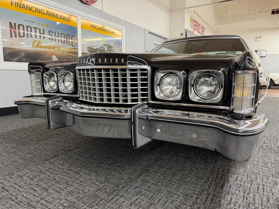 1976 Ford Thunderbird 6th Gen - Image 26 of 31