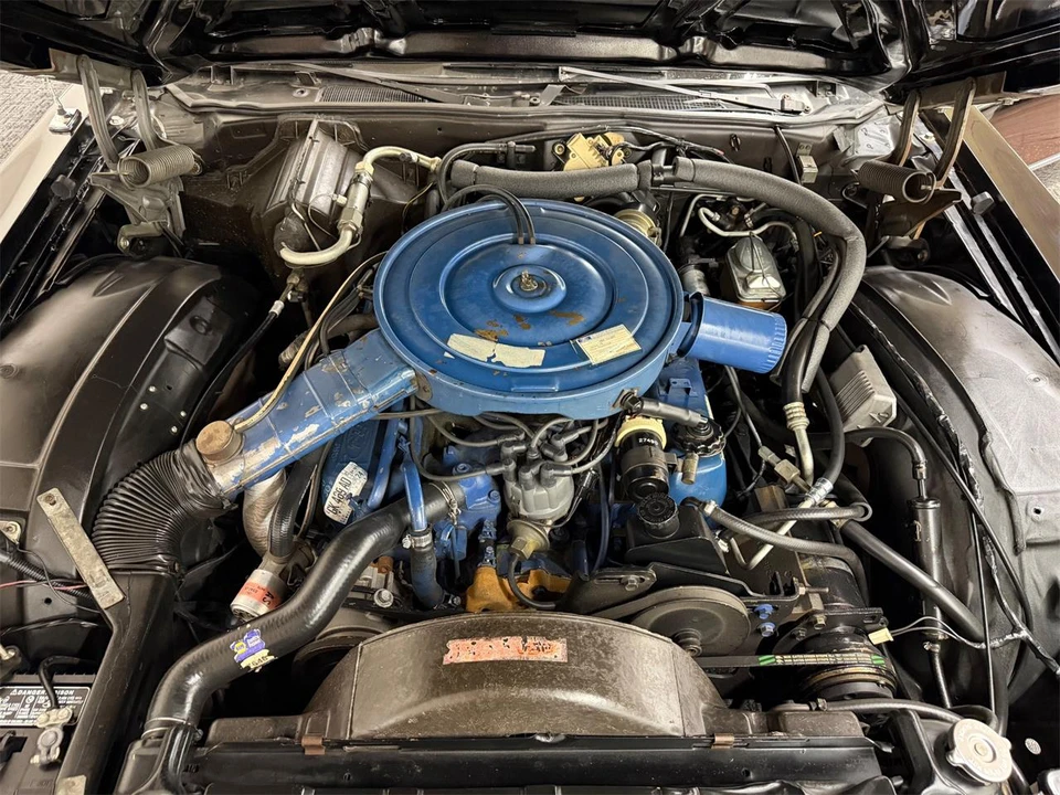 1976 Ford Thunderbird 6th Gen - Image 20 of 31