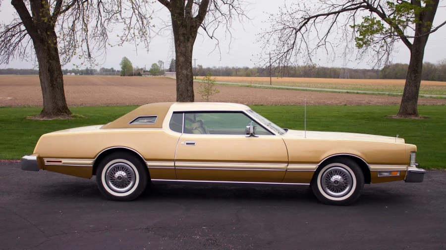 1976 Ford Thunderbird 6th Gen - Image 2 of 7