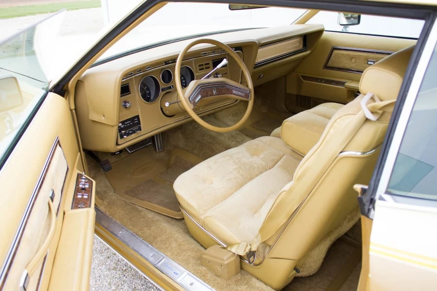 1976 Ford Thunderbird 6th Gen - Image 4 of 7