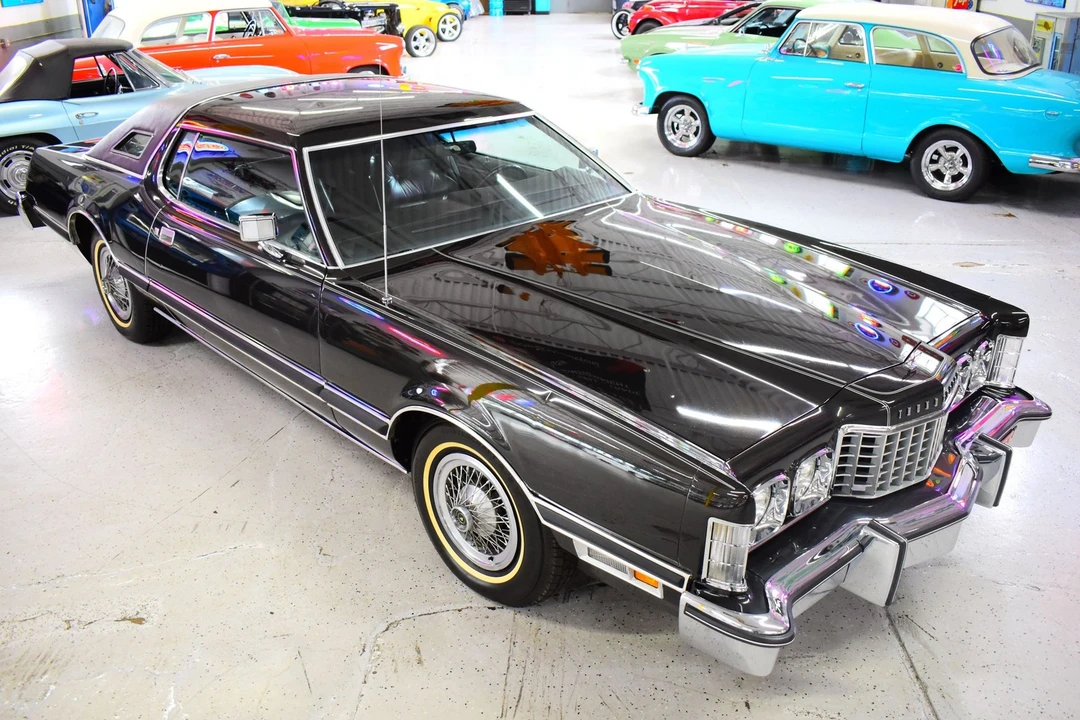 1976 Ford Thunderbird 6th Gen - Image 2 of 20
