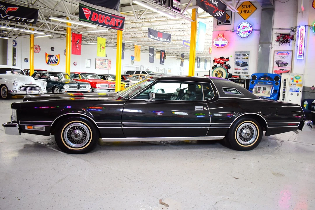 1976 Ford Thunderbird 6th Gen - Image 18 of 20