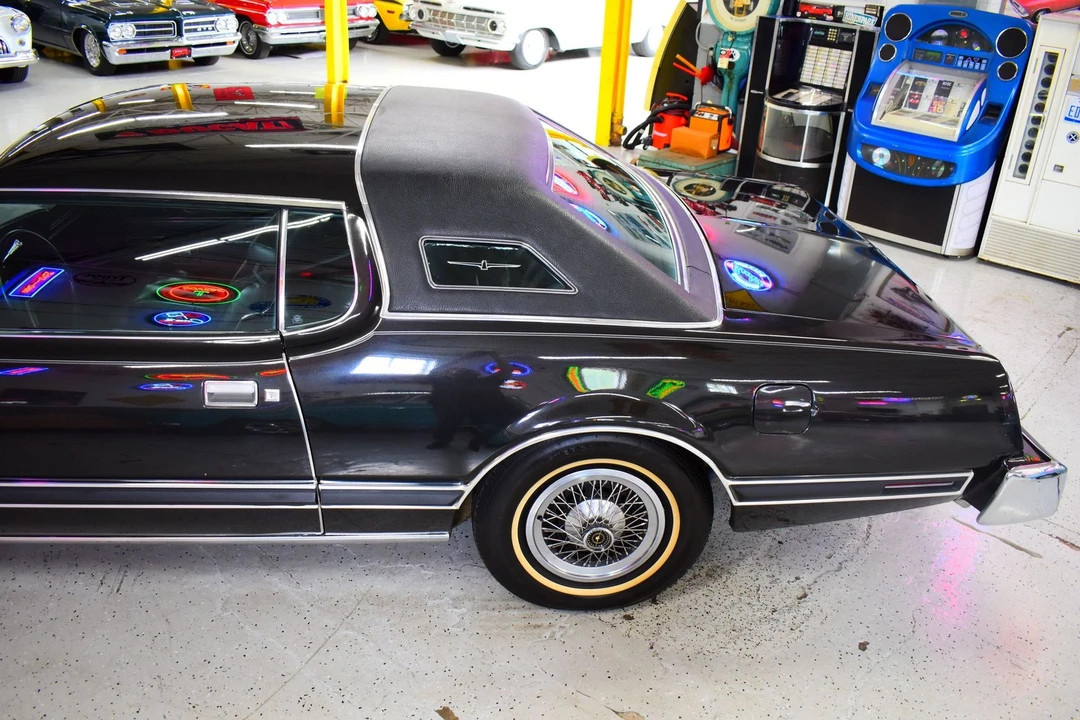 1976 Ford Thunderbird 6th Gen - Image 19 of 20