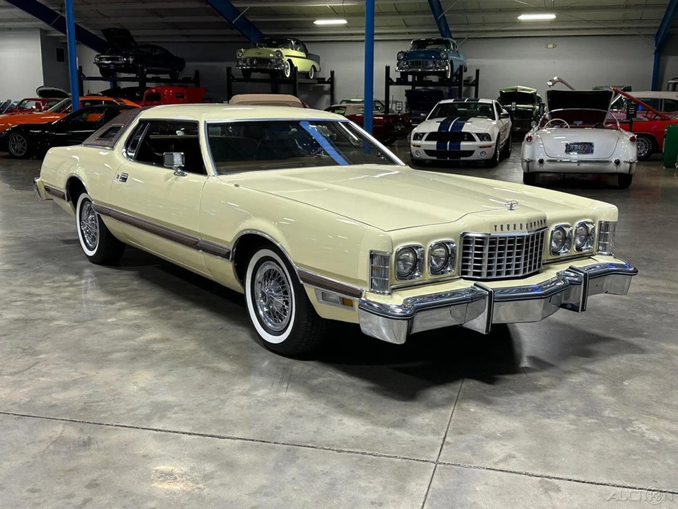 1976 Ford Thunderbird 6th Gen - Image 2 of 2