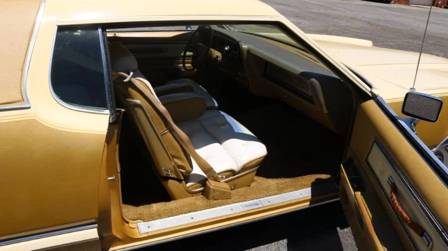 1976 Ford Thunderbird 6th Gen - Image 6 of 12