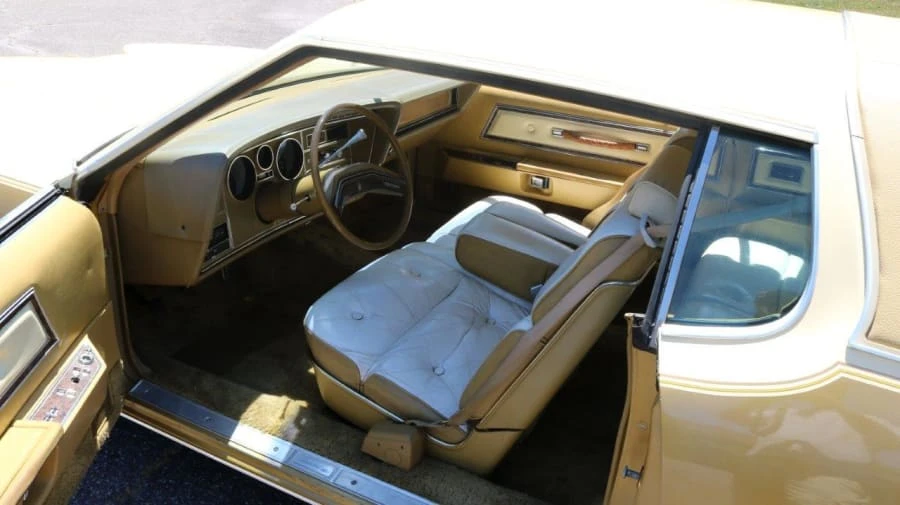 1976 Ford Thunderbird 6th Gen - Image 5 of 12