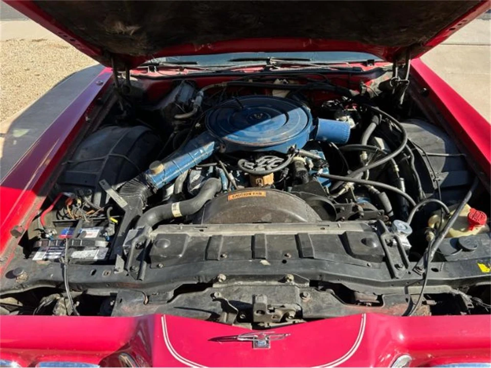 1976 Ford Thunderbird 6th Gen - Image 18 of 21