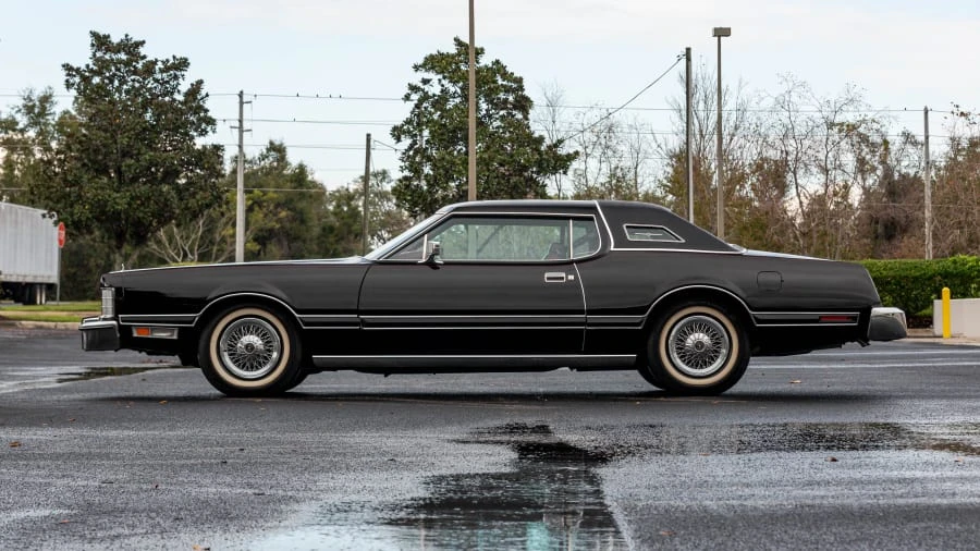 1976 Ford Thunderbird 6th Gen - Image 5 of 31