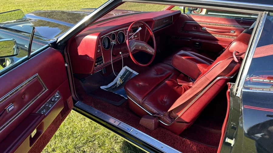 1976 Ford Thunderbird 6th Gen - Image 17 of 31