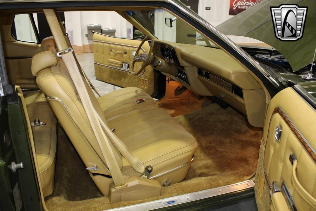 1976 Ford Torino 3rd-4th Gen - Image 9 of 12