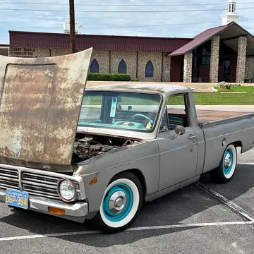 1976 Ford courier