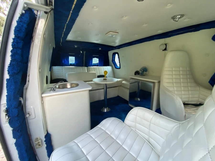1976 GMC G-series Van - Image 13 of 14