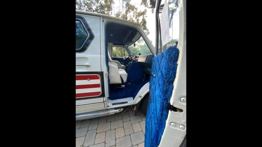 1976 GMC G-series Van - Image 14 of 14