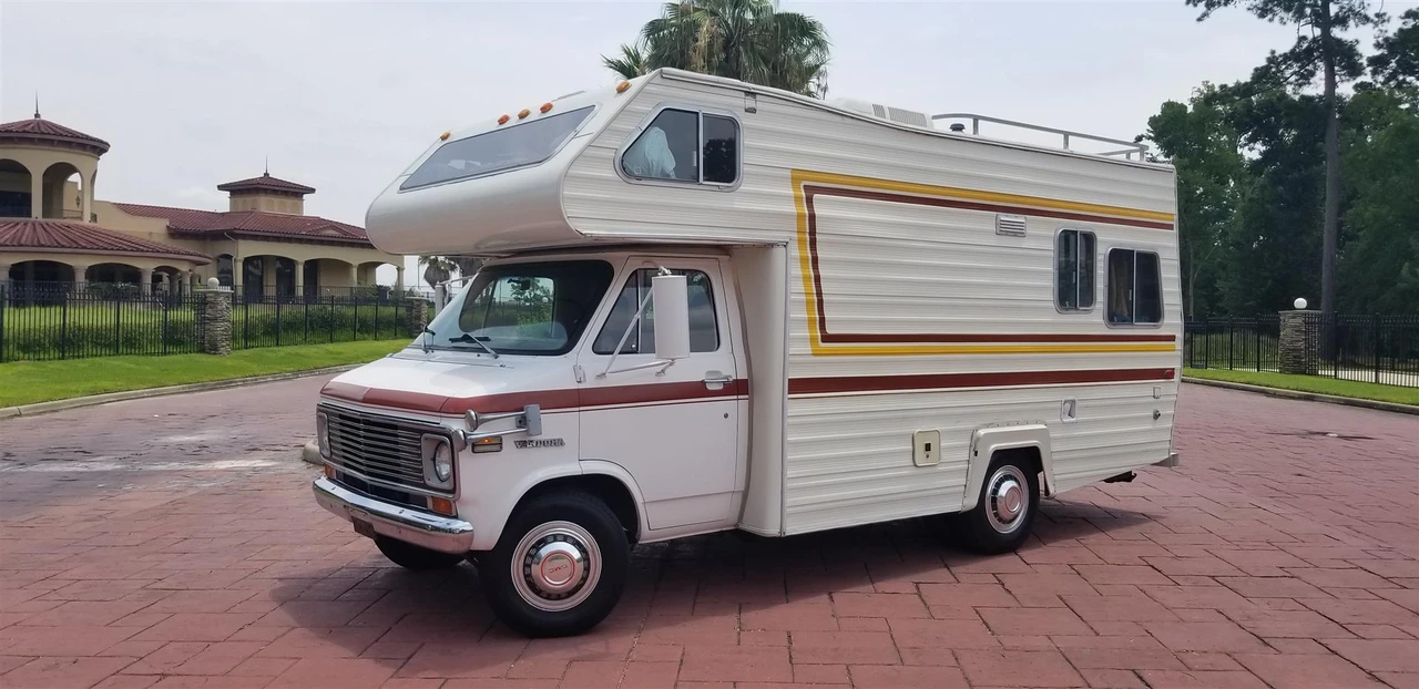 1976 GMC Jimmy 2nd Gen - Image 8 of 31