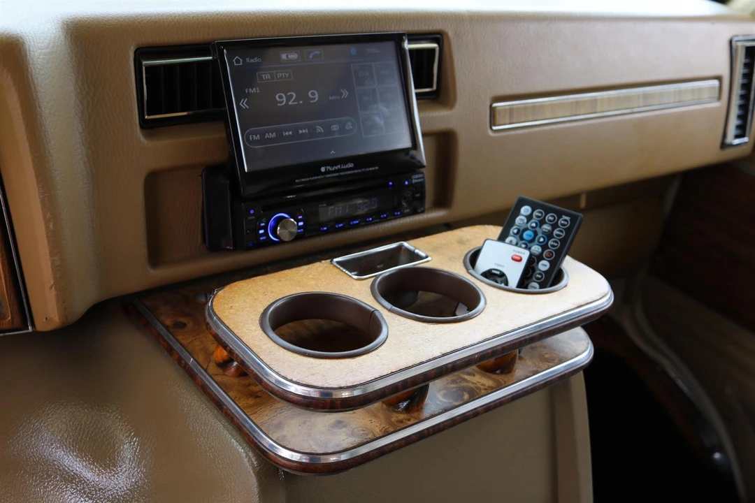 1976 GMC Jimmy 2nd Gen - Image 24 of 31