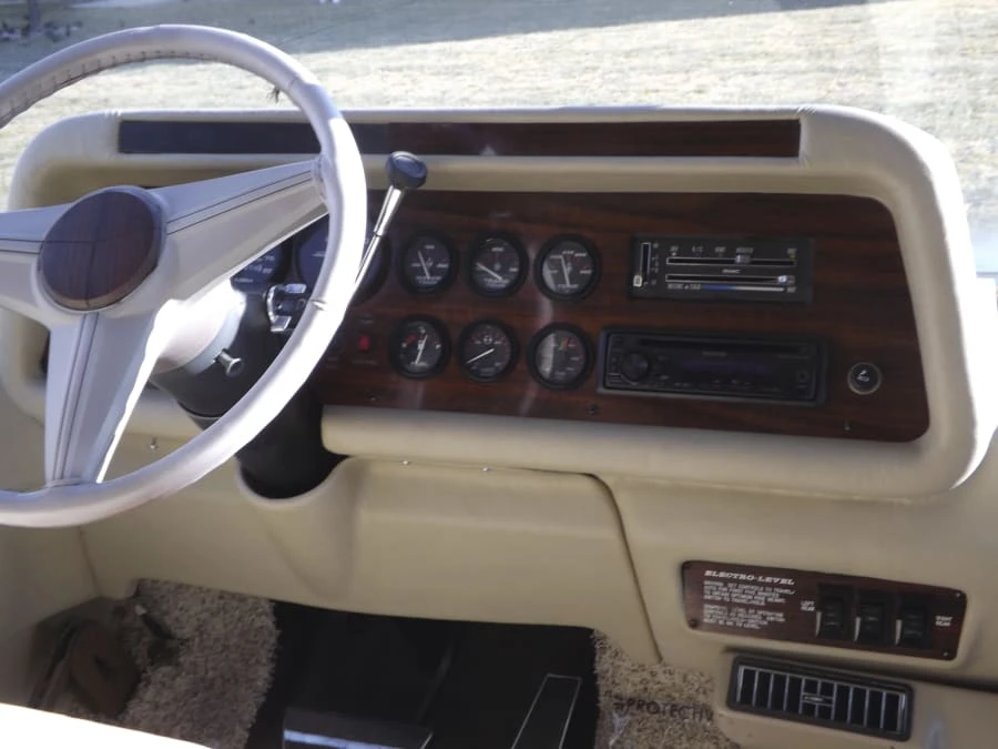 1976 GMC Motorhome - Image 3 of 12