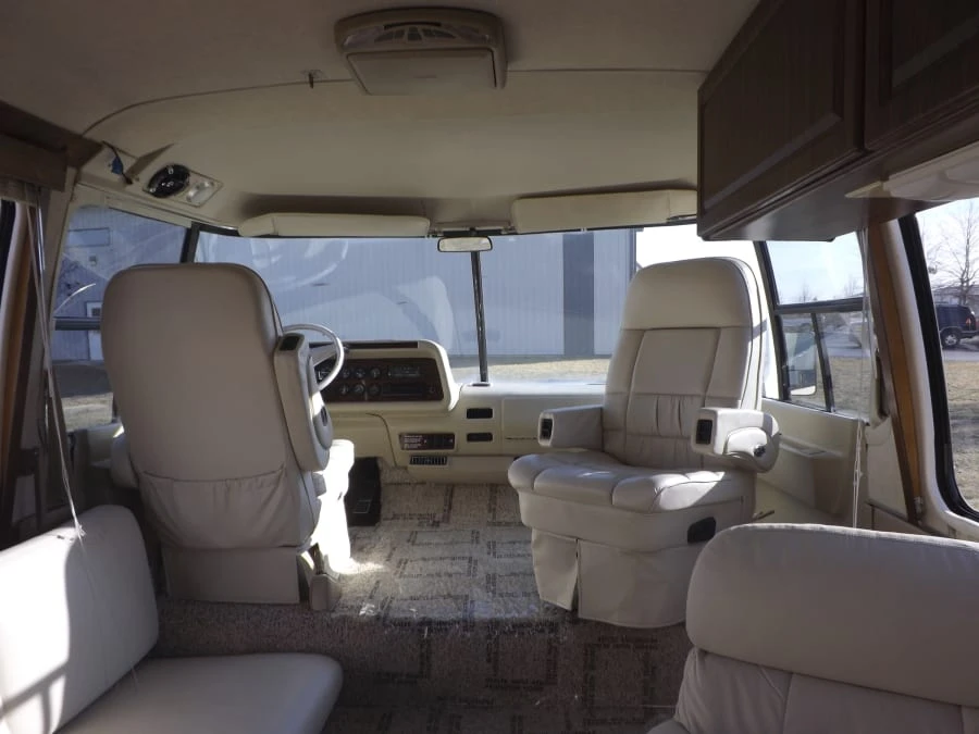 1976 GMC Motorhome - Image 4 of 12