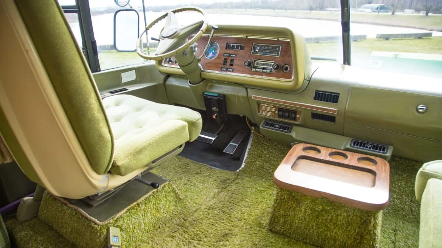 1976 GMC Motorhome - Image 4 of 12