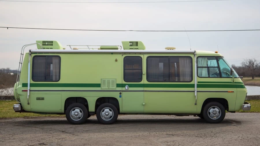 1976 GMC Motorhome - Image 8 of 12