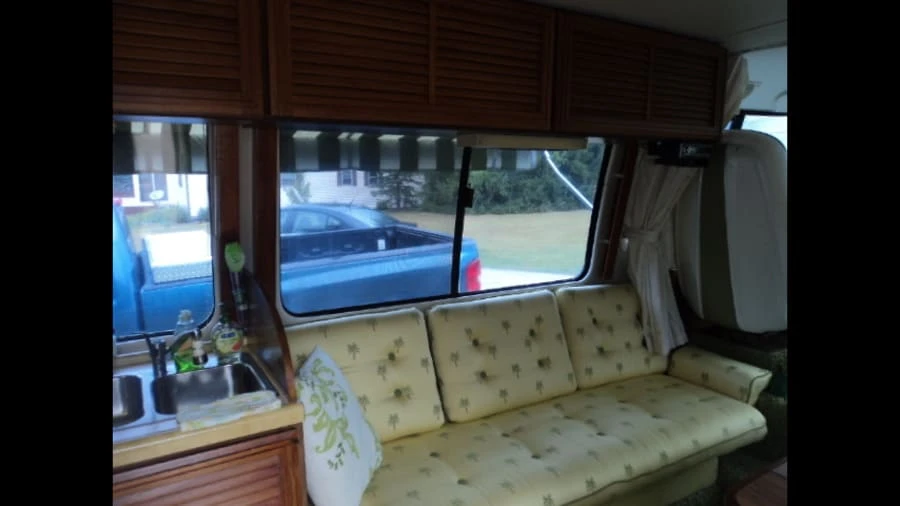 1976 GMC Motorhome - Image 5 of 12