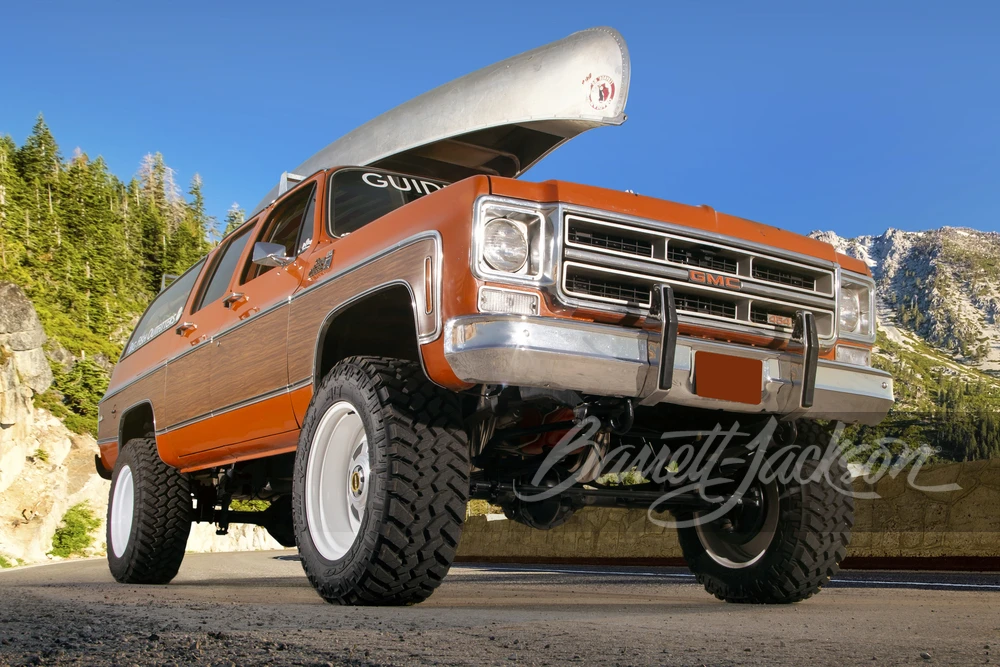 1976 GMC Suburban 7th Gen - Image 9 of 22