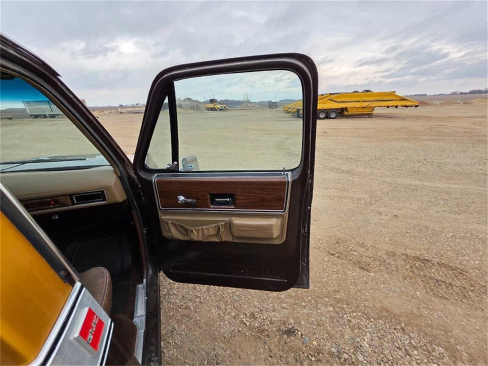 1976 GMC Sierra - Image 25 of 31