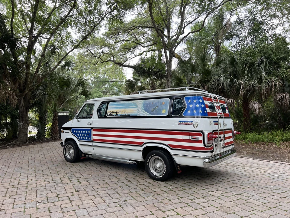 1976 GMC G-series Van - Image 17 of 31
