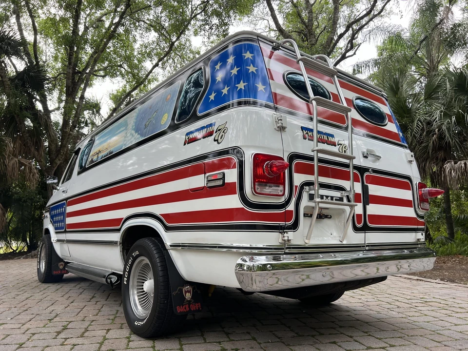1976 GMC G-series Van - Image 21 of 31