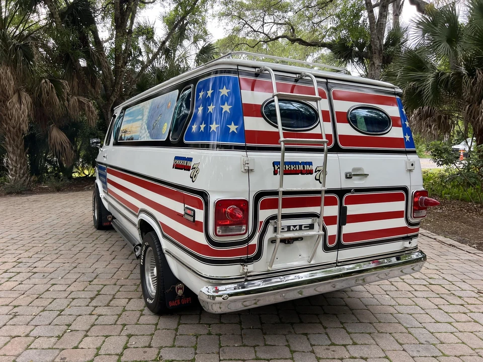 1976 GMC G-series Van - Image 22 of 31