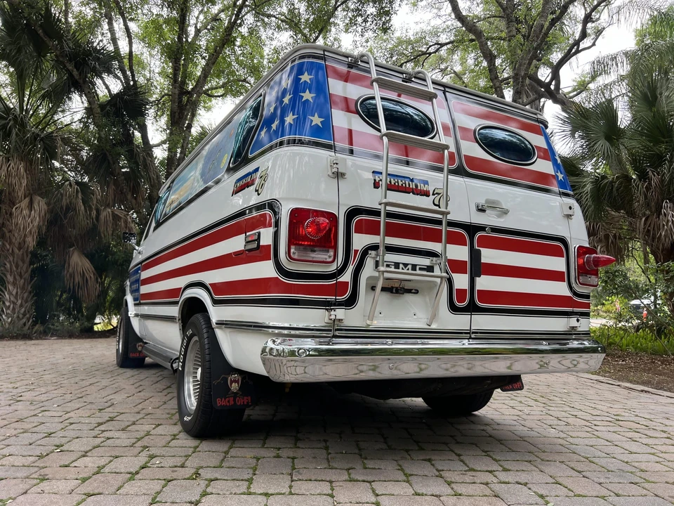 1976 GMC G-series Van - Image 23 of 31