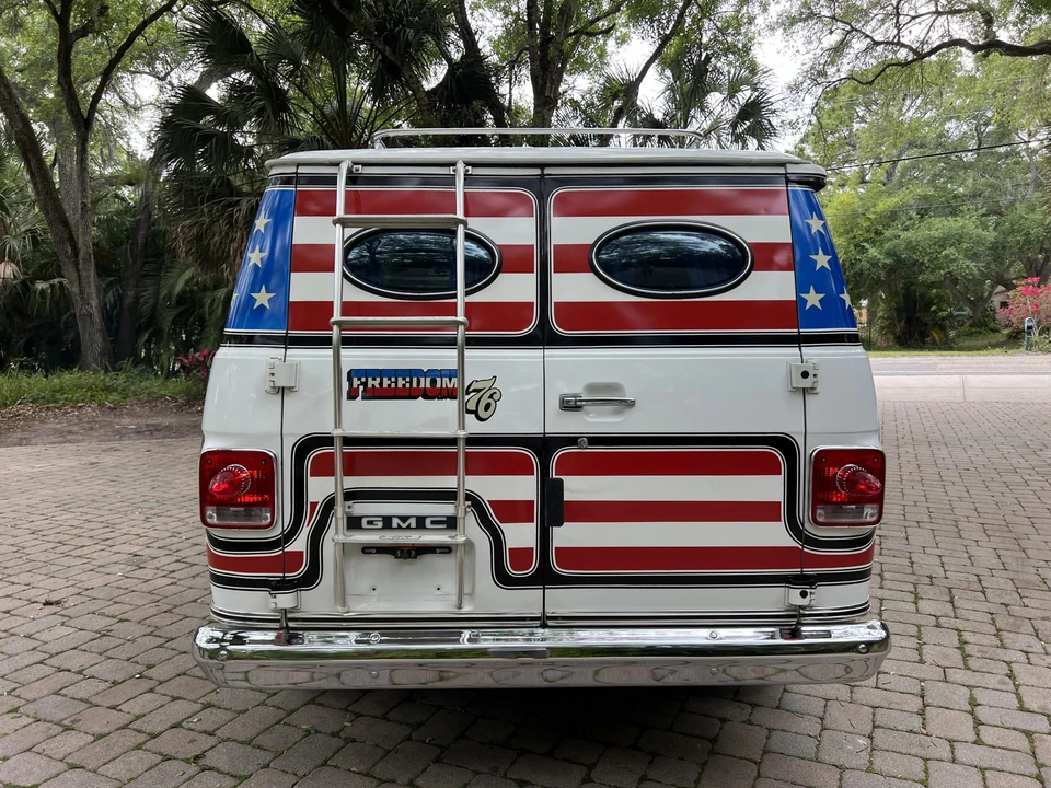 1976 GMC G-series Van - Image 25 of 31