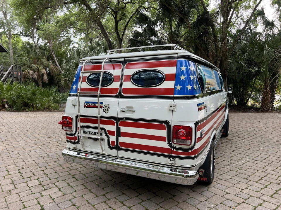 1976 GMC G-series Van - Image 27 of 31