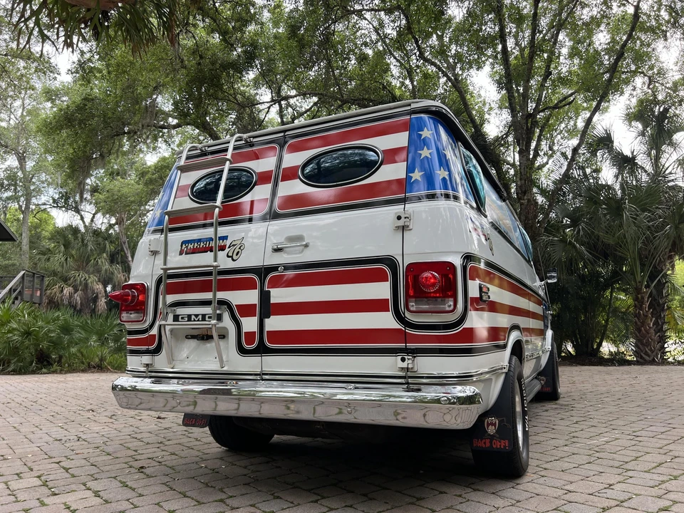1976 GMC G-series Van - Image 28 of 31