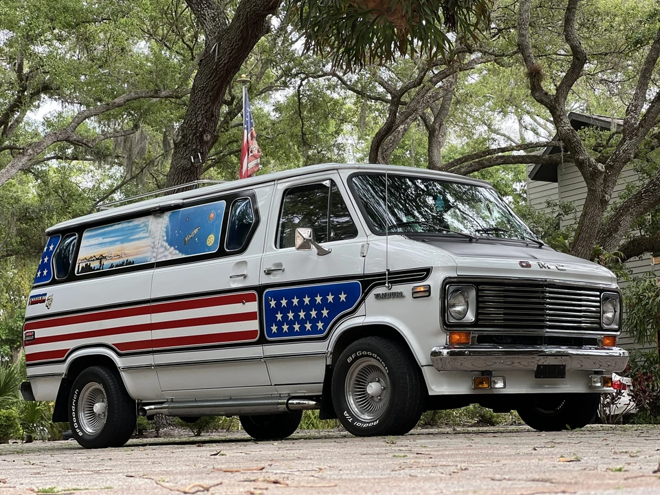 1976 GMC G-series Van - Image 3 of 31