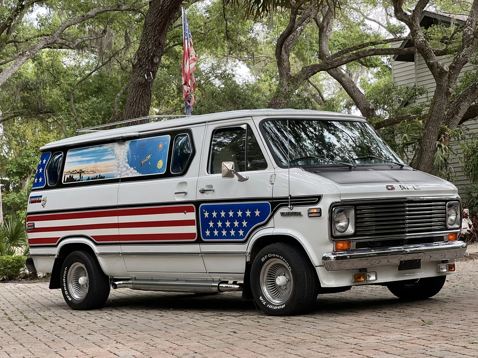 1976 GMC G-series Van - Image 4 of 31