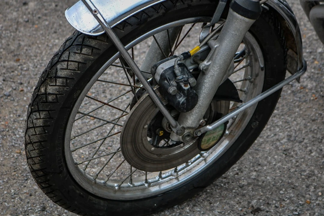 1976 Honda CB400 - Image 8 of 30
