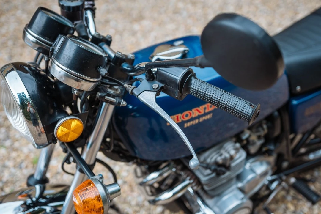 1976 Honda CB400 - Image 30 of 30