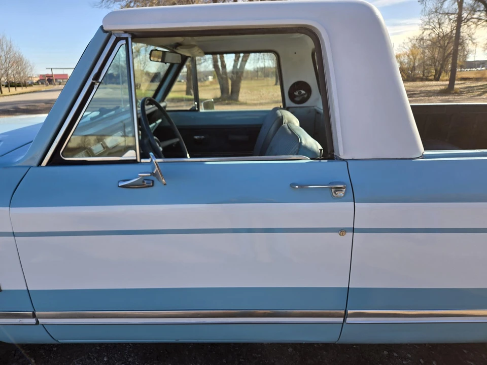 1976 International Harvester Scout - Image 24 of 31