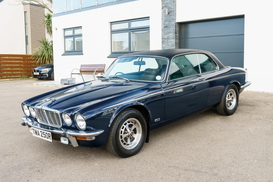 1976 Jaguar XJ Coupe - Image 2 of 31
